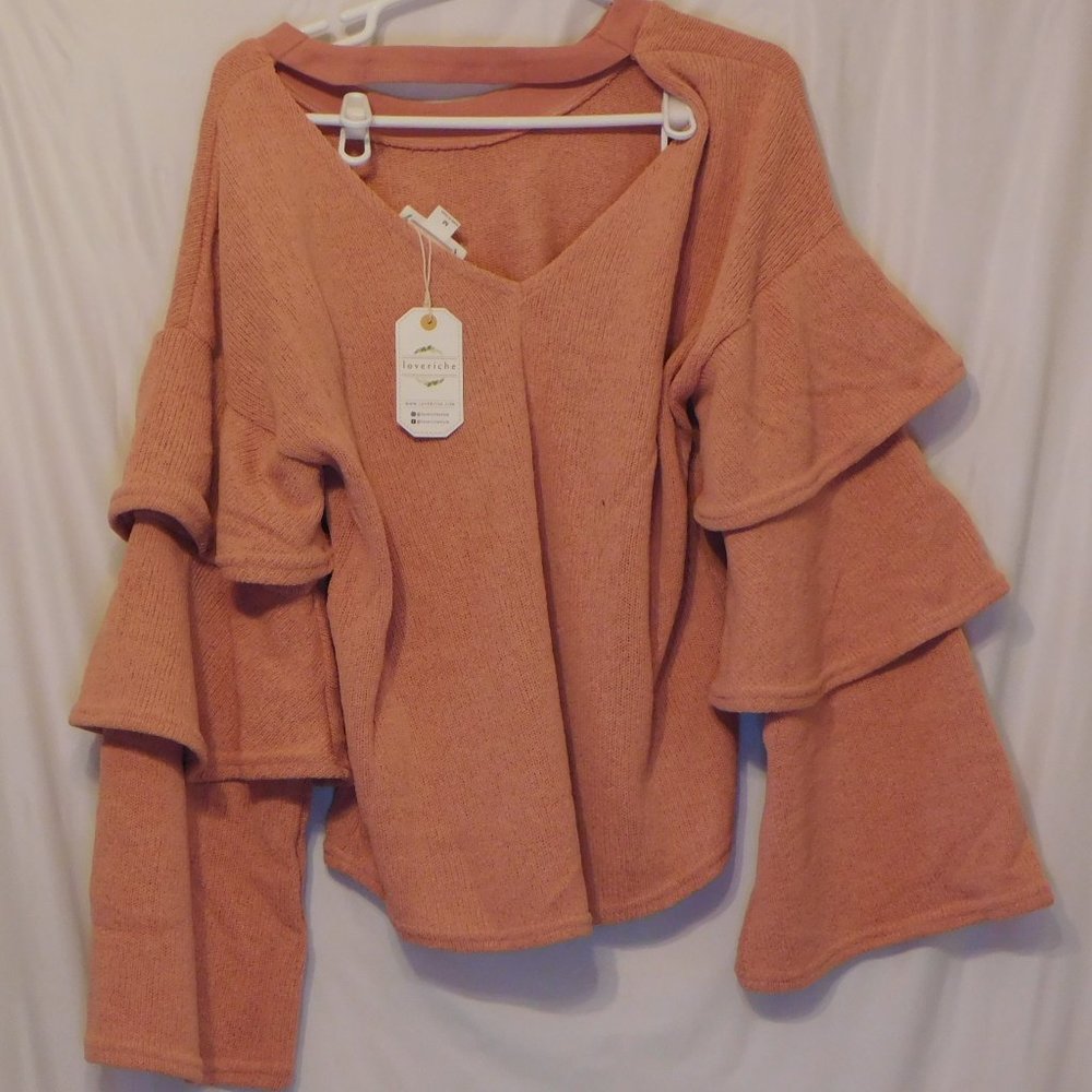 Loveriche Peach Sweater NWT M